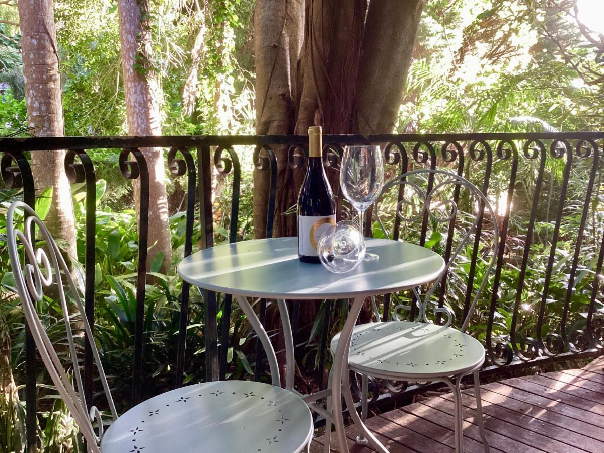 Chalet On Gallery Walk - King Bed, Spa, Fireplace, Wifi & Netflix, Linger A While Mount Tamborine Exterior photo