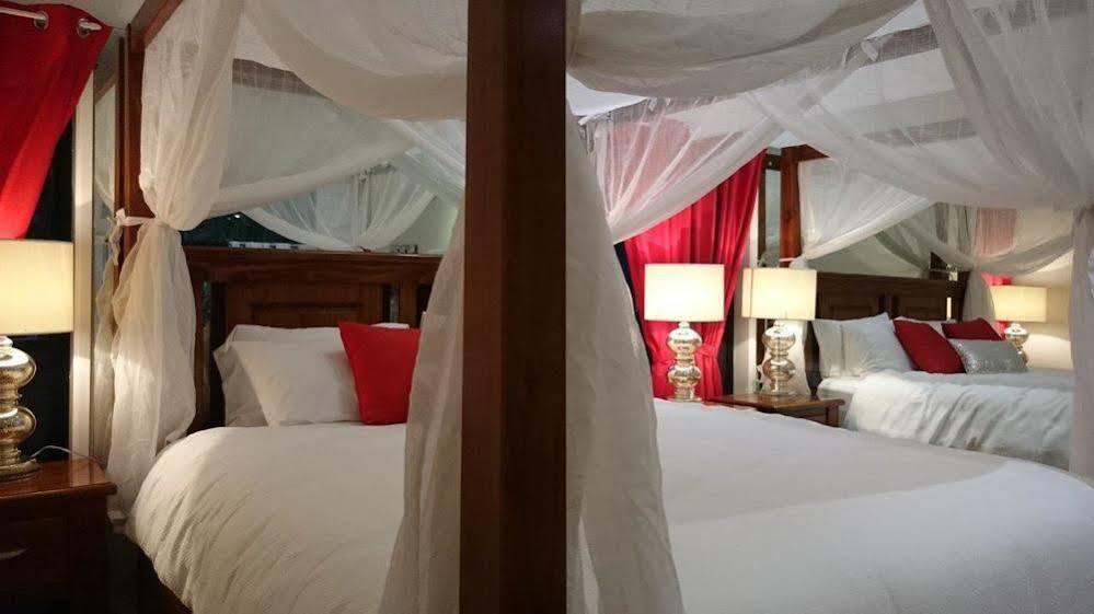 Chalet On Gallery Walk - King Bed, Spa, Fireplace, Wifi & Netflix, Linger A While Mount Tamborine Exterior photo